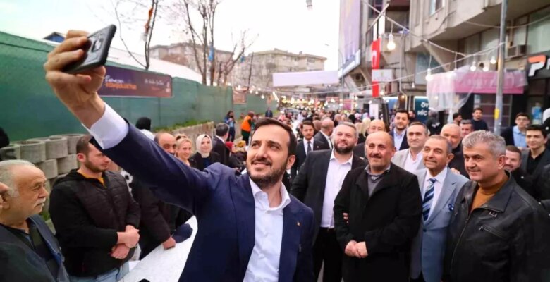 AK Parti İstanbul İl Başkanı Özdemir, Saha Ziyaretlerine Devam Ediyor